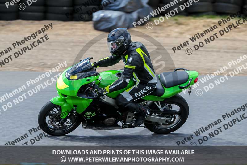 enduro digital images;event digital images;eventdigitalimages;lydden hill;lydden no limits trackday;lydden photographs;lydden trackday photographs;no limits trackdays;peter wileman photography;racing digital images;trackday digital images;trackday photos